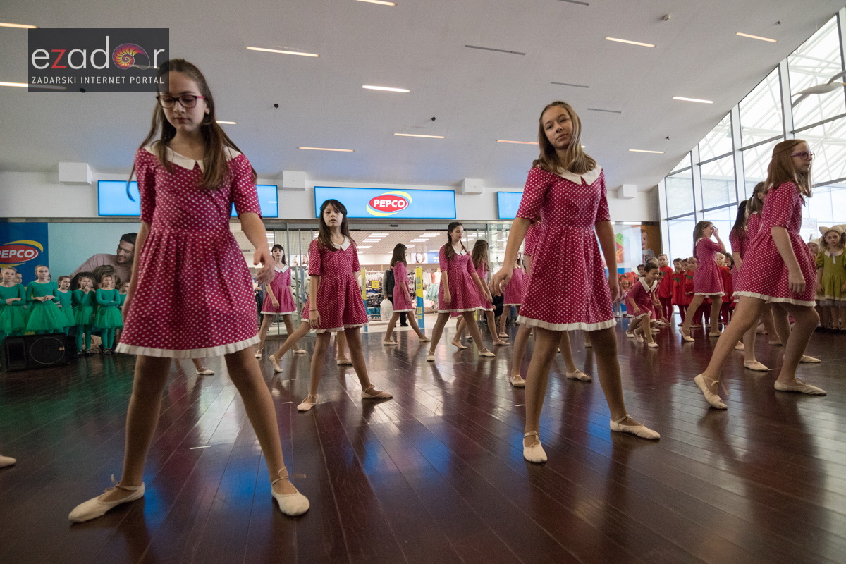 Plesni karneval u City Galleriji Plesni karneval u City Galleriji