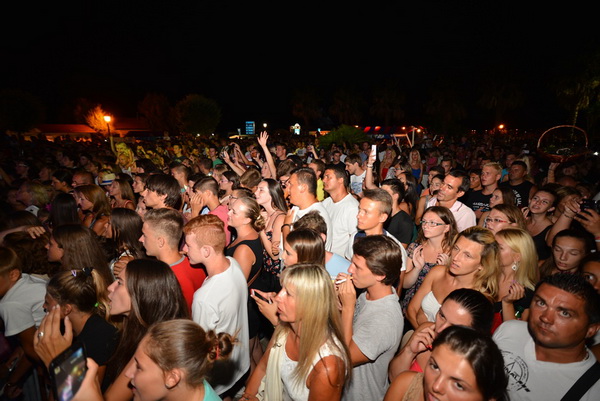 Virska noć 2015. uz koncert Lane Jurčević i Luke Nižetića te valičanstveni vatromet, Foto: Iva Perinčić Virska noć 2015. uz koncert Lane Jurčević i Luke Nižetića te valičanstveni vatromet, Foto: Iva Perinčić