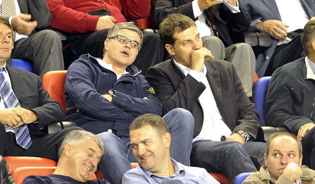 Split, 300910.
Stadion Poljud.
Nogometna utakmica drugog kola Europske lige, 
Hajduk – Anderlecht.
Na fotografiji: Slaven Bilic i Aljosa Asanovic.
Foto: Josko Ponos / CROPIX