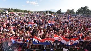 U Livnu priređen veličanstven doček Zlatku Daliću U Livnu priređen veličanstven doček Zlatku Daliću