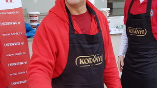 Turopoljsko srce srcu Zadra: Buševačke delicije i folklorni program na Forumu