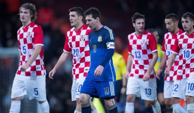 Tin Jedvaj, Mateo Kovačić, Lionel Messi, foto: Drago Sopta / HNS