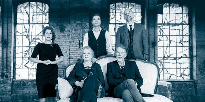 Dugo putovanje u noć Dugo putovanje u noć