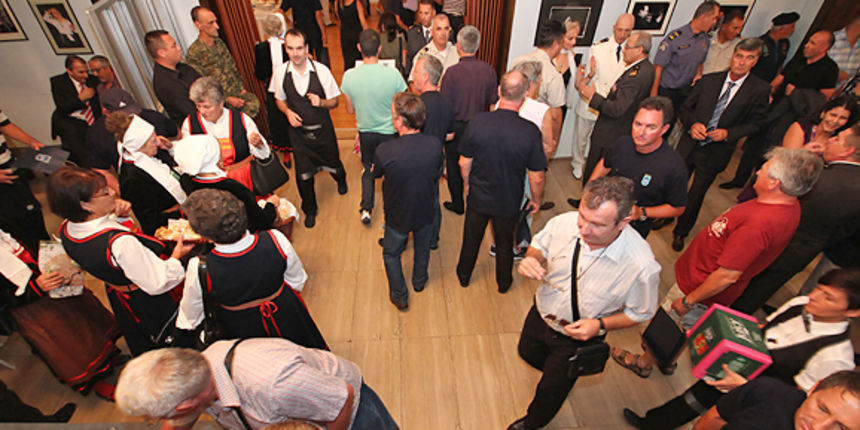 Obiljezavanje 20-te godisnjice Otockog bataljuna(foto:Saša Čuka) Obiljezavanje 20-te godisnjice Otockog bataljuna(foto:Saša Čuka)