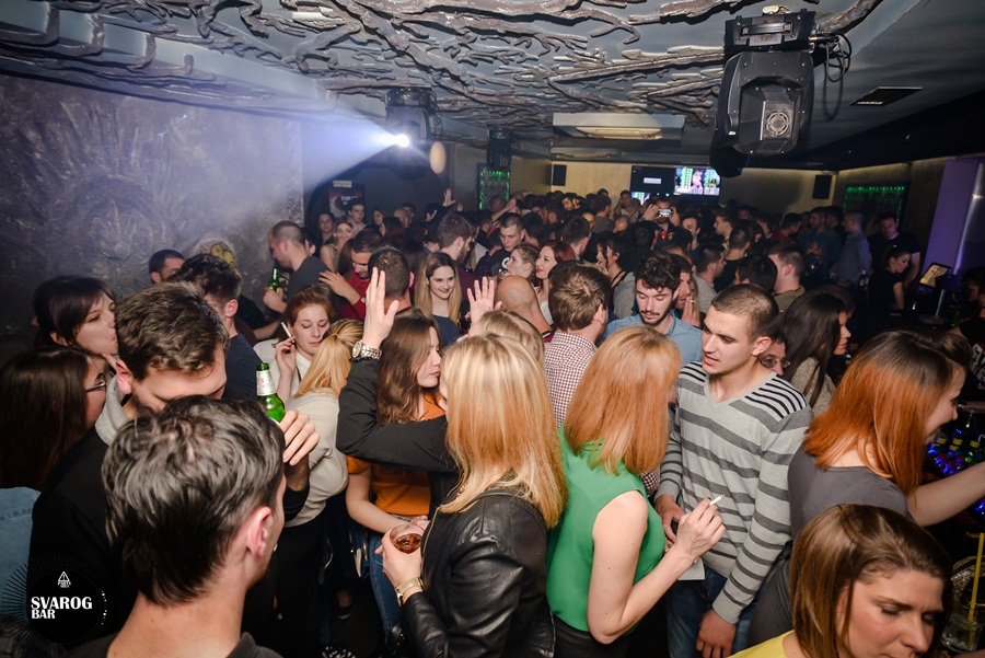 Subotnji party u Svarog baru