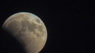 Prekrasan pogled na pomrčinu Mjeseca iz Dubrovnika Prekrasan pogled na pomrčinu Mjeseca iz Dubrovnika