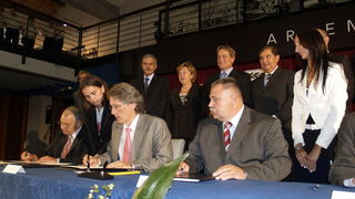 Potpis ugovora za Luku Zadar 7.rujna 2007, Arsenal Zadar Potpis ugovora za Luku Zadar 7.rujna 2007, Arsenal Zadar