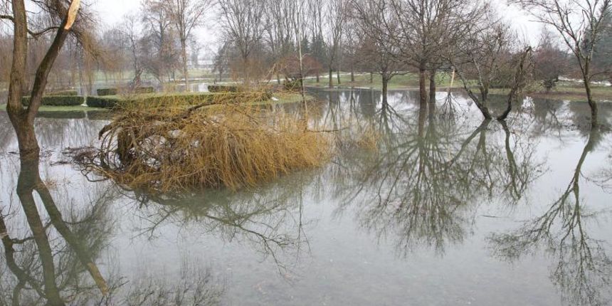 Karlovcu prijete poplave, stotine milijuna kuna štete u Gorskom kotaru, foto: pixell.hr