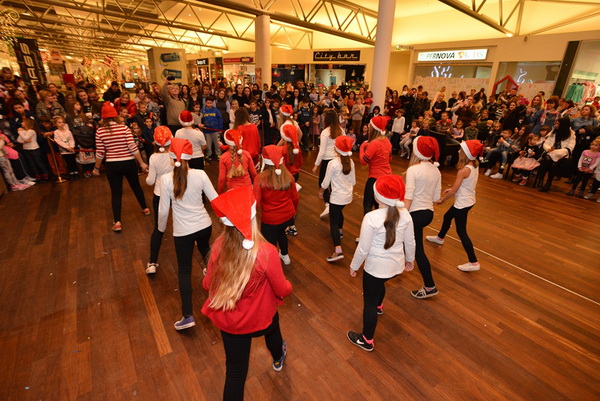 Sveti Nikola u Supernova centru 6. prosinca 2016.  Foto: Iva Perinčić