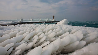 Senj u zagrljaju ledenog pokrivača, foto: Leo Banić