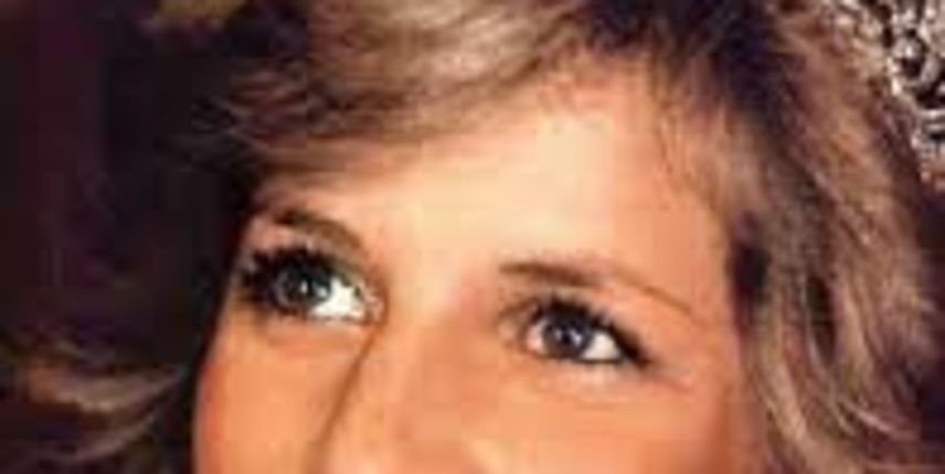 Kanadski tabloid objavio da je lady Di ubio Hrvat, foto: martinfrost.ws Kanadski tabloid objavio da je lady Di ubio Hrvat, foto: martinfrost.ws