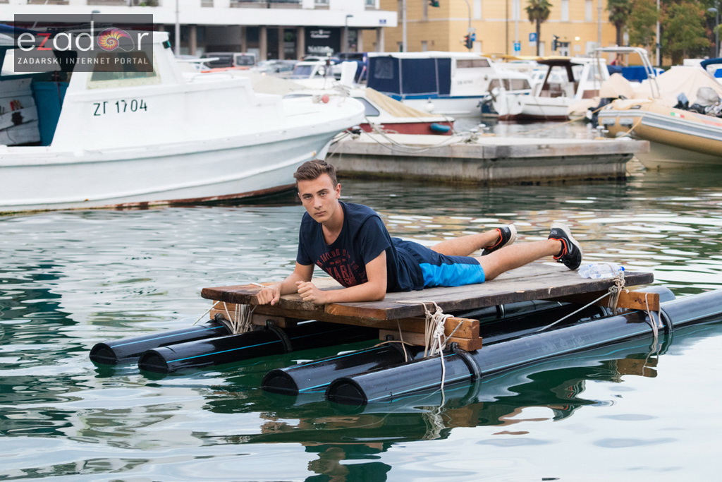 6. “Jadranov veslački dvoboj” osmeraca u uvali Jazine 6. “Jadranov veslački dvoboj” osmeraca u uvali Jazine