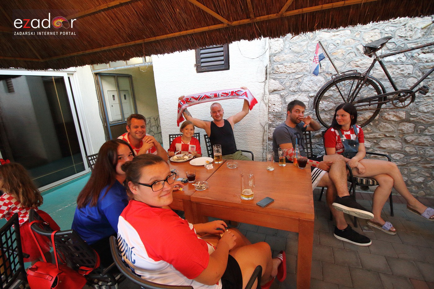 Bibinje: Navijanje za Vatrene i fešta nakon pobjede nad Engleskom