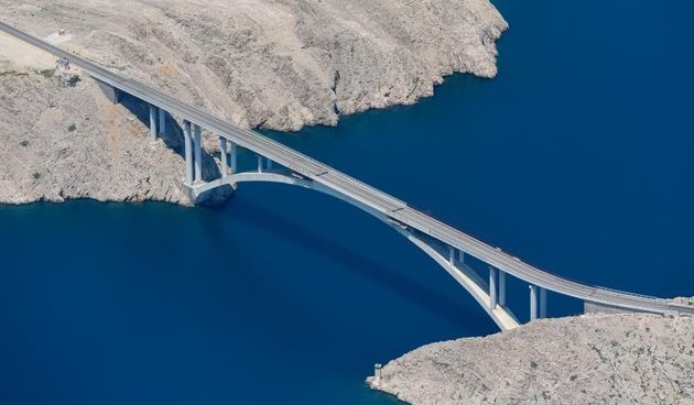 Paški most i Paški kanal