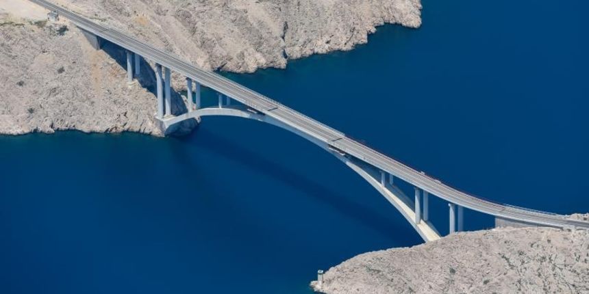 Paški most i Paški kanal