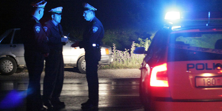 Policija ilustracija, Uvidjaj –  Prometna (foto: Marin Gospic)Policija – Uviđaj –  Prometna nesreća (foto: Marin Gospić)