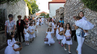 Arbanasi: Procesija povodom blagdana Tijelova 19. lipnja 2014.  foto: Bernard Kotlar