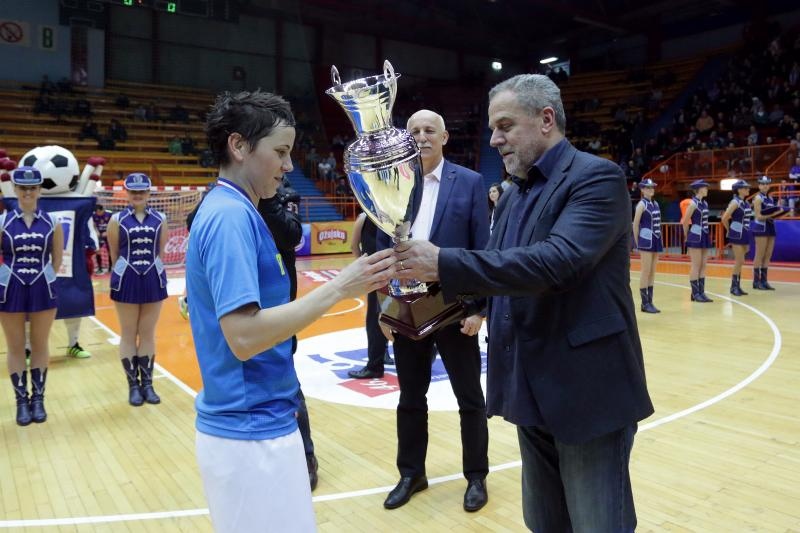 Finale Kutije šibica: ŽNK Osijek – HNTV i MNK Futsal Super chicks 4-1 Finale Kutije šibica: ŽNK Osijek – HNTV i MNK Futsal Super chicks 4-1