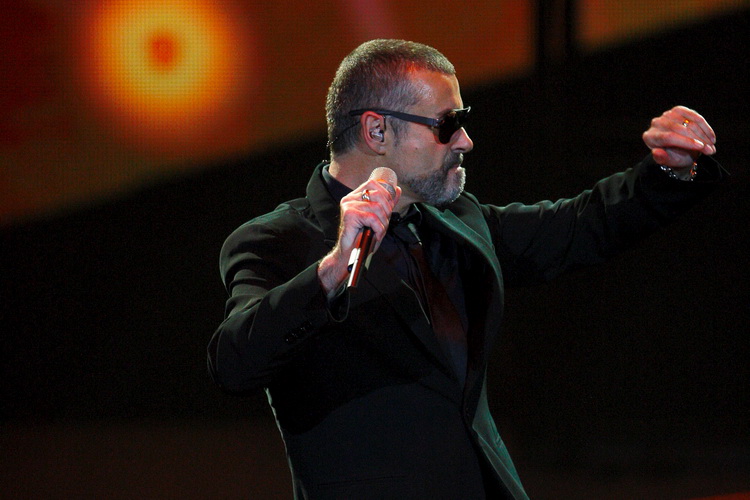 Zagreb, 200911.
Laniste, dvorana Arena.
Koncert britanskog pjevaca i tekstopisaca George Michaela.
Foto: Goran Mehkek / CROPIX Zagreb, 200911.
Laniste, dvorana Arena.
Koncert britanskog pjevaca i tekstopisaca George Michaela.
Foto: Goran Mehkek / CROPIX