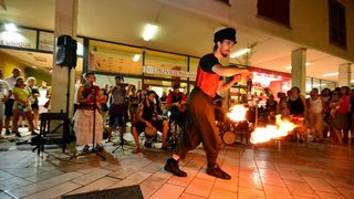 Performeri Saraswati na KalelargArt-u ; foto Iva Perinčić Performeri Saraswati na KalelargArt-u ; foto Iva Perinčić