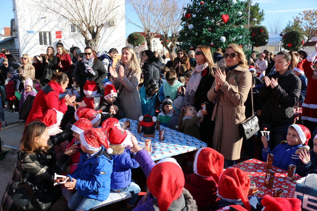 Djed Mraz stigao na Vir! Djed Mraz stigao na Vir!