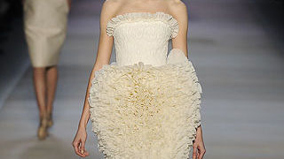 Na granici s coutureom (Moda.hr)