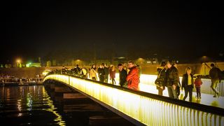 Zadrani oduševljeni hologramskim božićnim drvcem