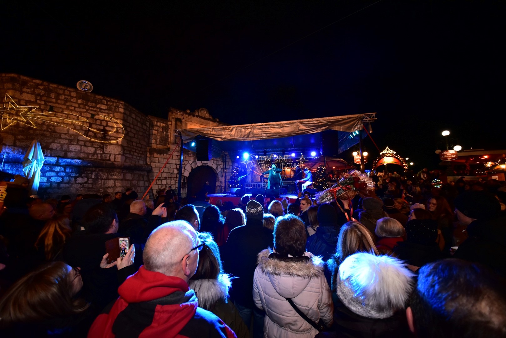 Advent u Zadru: Jaques Houdek osvojio zadarsku publiku Advent u Zadru: Jaques Houdek osvojio zadarsku publiku