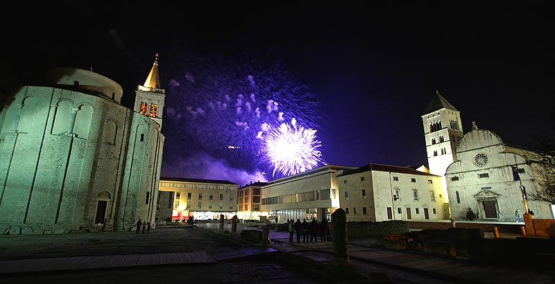 Novogodišnji vatromet u Zadru 2009. (foto: Marin Gospić)