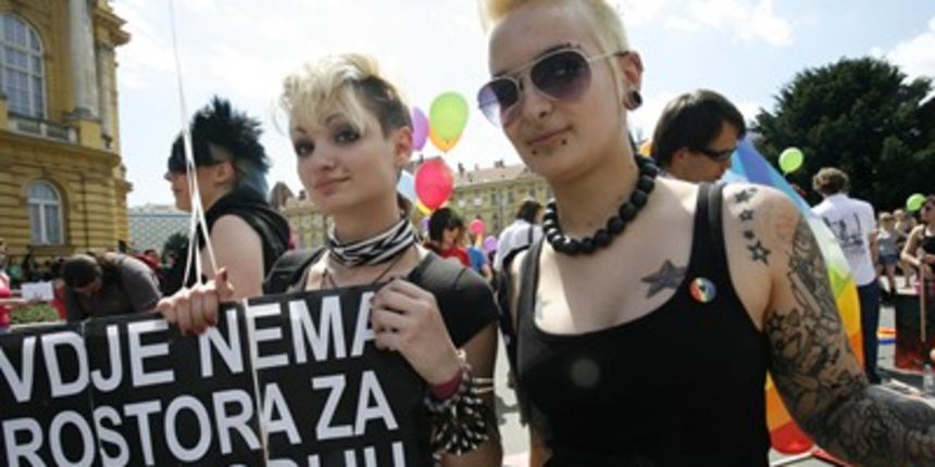 Gay parada (foto: Ranko Suvar / CROPIX) Gay parada (foto: Ranko Suvar / CROPIX)