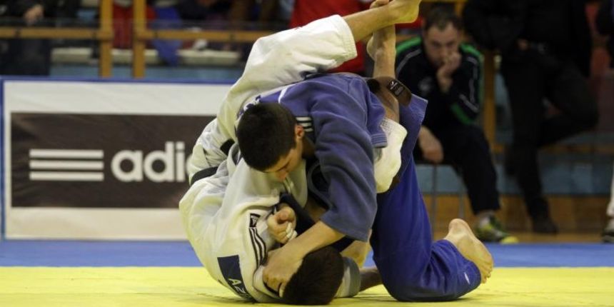 Bernard Azinovic Bernard Azinovic