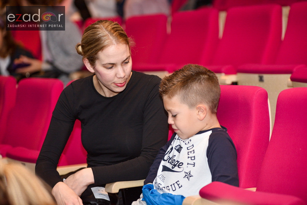 Premijera predstave “Pale sam na svijetu” u Kazalištu lutaka Zadar Premijera predstave “Pale sam na svijetu” u Kazalištu lutaka Zadar
