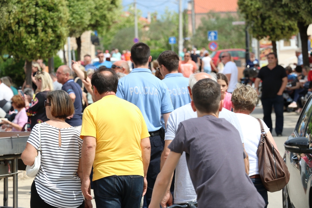 Velika prvosvibanjska fešta na Viru Velika prvosvibanjska fešta na Viru