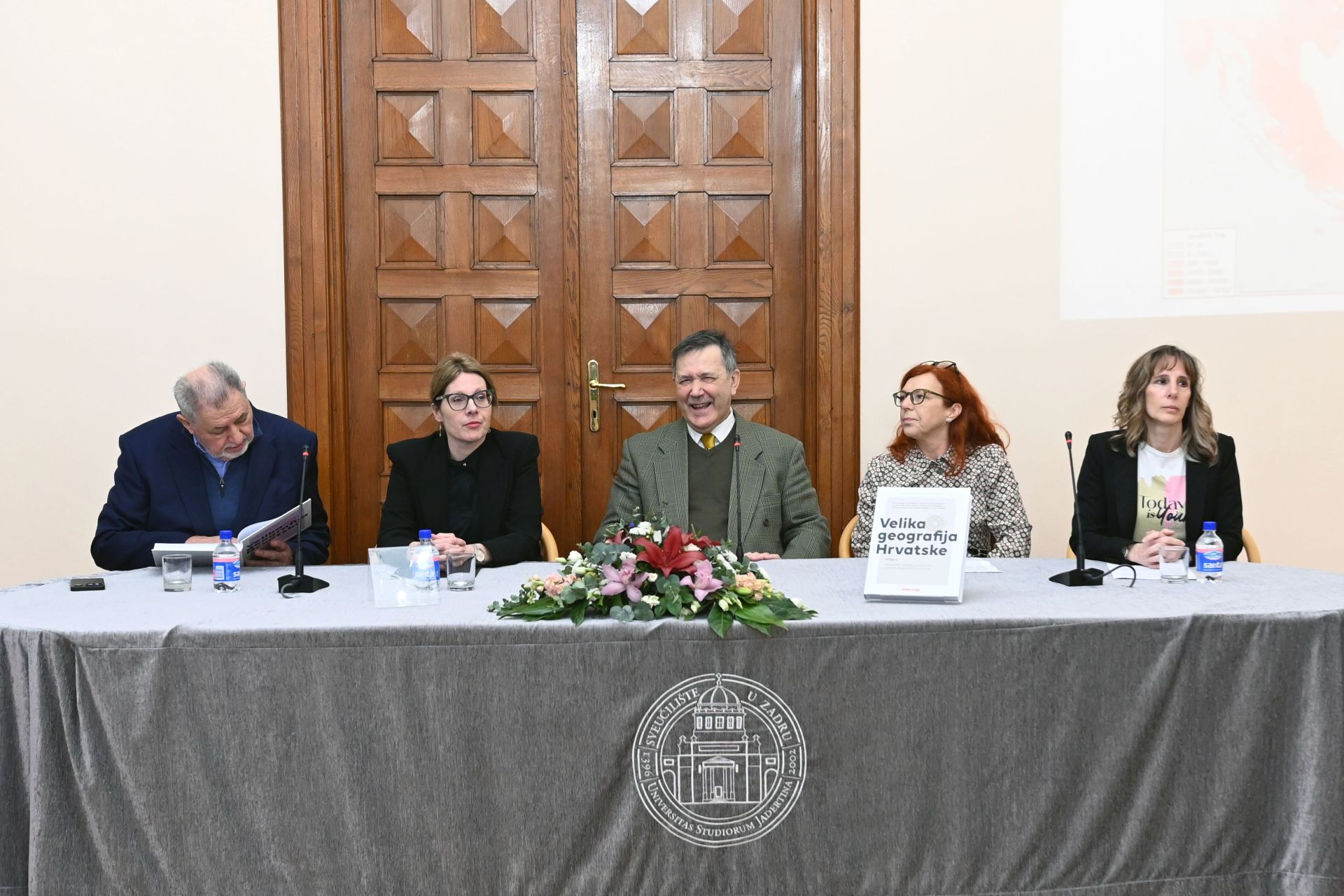 Svečana dvorana Sveučilišta: Promocija knjiga iz edicije Velika geografija Hrvatske Svečana dvorana Sveučilišta: Promocija knjiga iz edicije Velika geografija Hrvatske