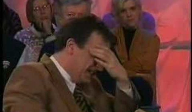 histerični voditelj Erik Hartmann