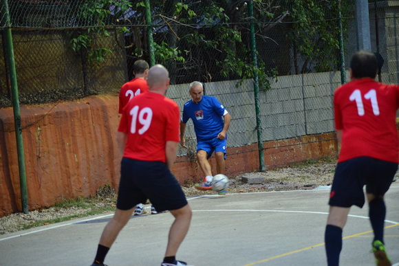 U povodu blagdana Kraljice Mira u Stanovima odigrana utakmica između liječnika i predstavnika Gradske uprave, Foto: Iva Perinčić