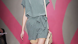 DKNY proljeće/ljeto 2010 (Moda.hr)