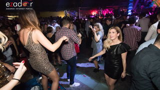 Ludnica u Saturnusu: Najbolji doček u svemiru i šire Ludnica u Saturnusu: Najbolji doček u svemiru i šire