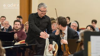 “Glazbena fantazija” Zadarskog komornog orkestra u Svečanoj dvorani Sveučilišta u Zadru. Solist Berislav Šipuš na klaviru, pod ravnanjem maestra Pavla Dešpalja “Glazbena fantazija” Zadarskog komornog orkestra u Svečanoj dvorani Sveučilišta u Zadru. Solist Berislav Šipuš na klaviru, pod ravnanjem maestra Pavla Dešpalja