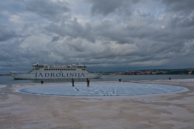 Pozdrav suncu prekriven ledenim pokrivacem 26. studenog 2010, Foto: Leo Banic