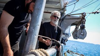 Ekološka manifestacija “Uz more, za more: zelena misija za održivu budućnost Hrvatske” održala se danas na plivarici Škoda koja je jutros u 11 sati isplovila iz zadarske luke Gaženica prema Ugljanu gdje će se provela akcija izvlačenja odbačenih ribarskih Ekološka manifestacija “Uz more, za more: zelena misija za održivu budućnost Hrvatske” održala se danas na plivarici Škoda koja je jutros u 11 sati isplovila iz zadarske luke Gaženica prema Ugljanu gdje će se provela akcija izvlačenja odbačenih ribarskih