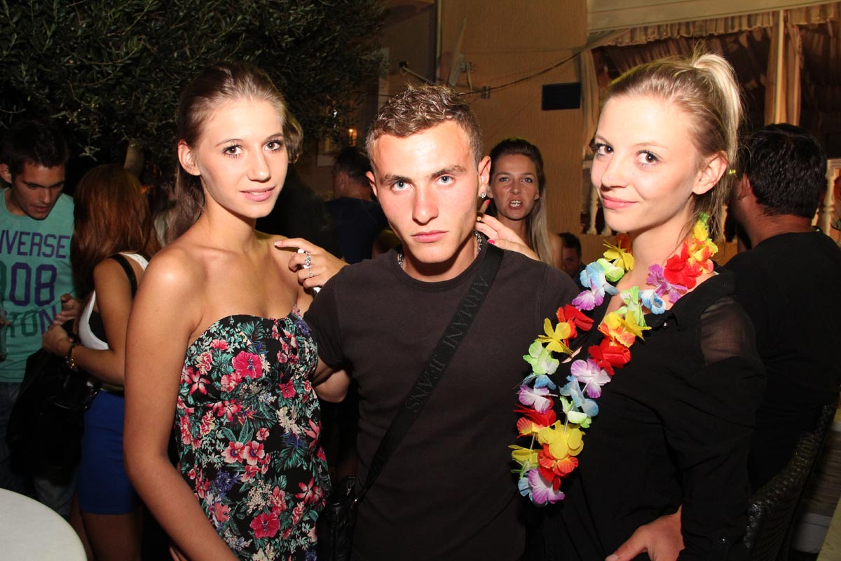 Vagabundo bar Vir: After party uz grupu Magazin, foto: Iva Perinčić Vagabundo bar Vir: After party uz grupu Magazin, foto: Iva Perinčić