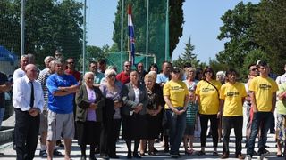 Nekoliko desetaka mještana danas je u Suhovarama prosvjedovalo je protiv projekta zbrinjavanja otpada u Biljanima.  Photo: Dino Stanin/PIXSELL