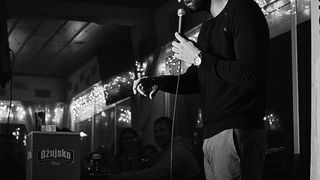 Ivan Šarić u Famous baru