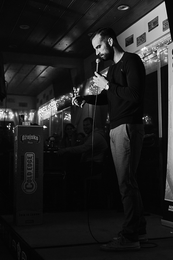 Ivan Šarić u Famous baru