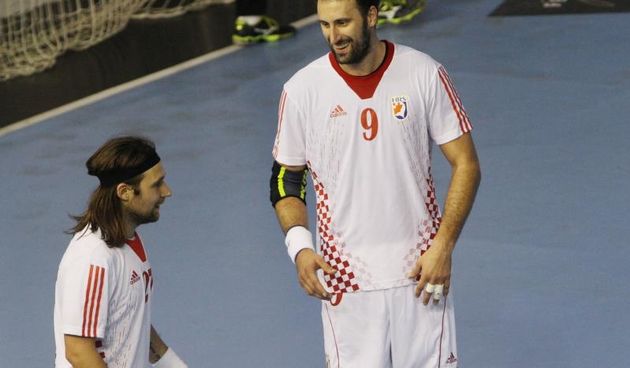 30.10.2014., SD Fran Galovic, Koprivnica – Kvalifikacije za Europsko prvenstvo rukometasa u Poljskoj 2016., skupina 1, 1. kolo, Hrvatska – Nizozemska. Igor Vori, Ivan Cupic. Photo: Marijan Susenj/PIXSELL