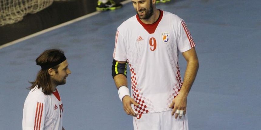 30.10.2014., SD Fran Galovic, Koprivnica – Kvalifikacije za Europsko prvenstvo rukometasa u Poljskoj 2016., skupina 1, 1. kolo, Hrvatska – Nizozemska. Igor Vori, Ivan Cupic. Photo: Marijan Susenj/PIXSELL