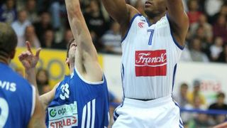 KC Drazen Petrovic, Zagreb – Treca utakmica finala doigravanja za prvaka Hrvatske, KK Cibona – KK Zadar. Photo: Igor Kralj/PIXSELL KC Drazen Petrovic, Zagreb – Treca utakmica finala doigravanja za prvaka Hrvatske, KK Cibona – KK Zadar. Photo: Igor Kralj/PIXSELL