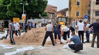 Obrovac: Zrmanja dosegnula nikad zabilježen vodostaj