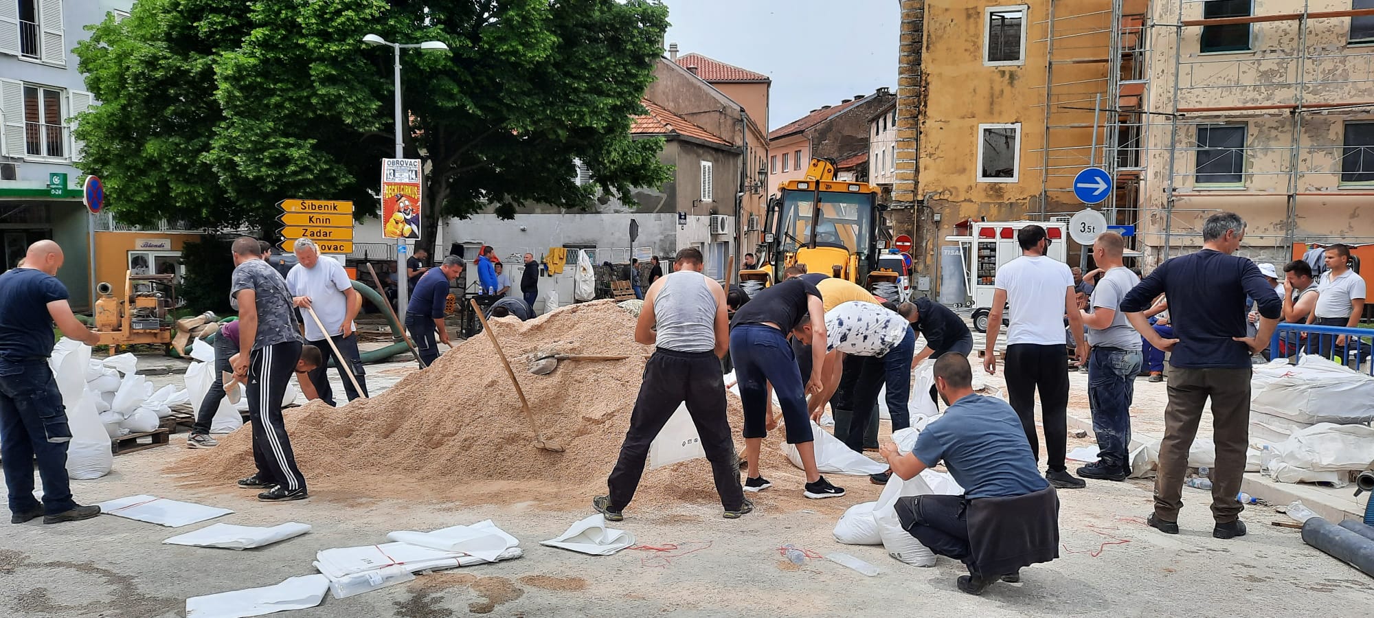 Obrovac: Zrmanja dosegnula nikad zabilježen vodostaj